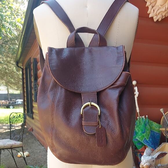 Coach Dark Brown Leather backpack Bag with brass accents 4134 - Picture 1 of 9